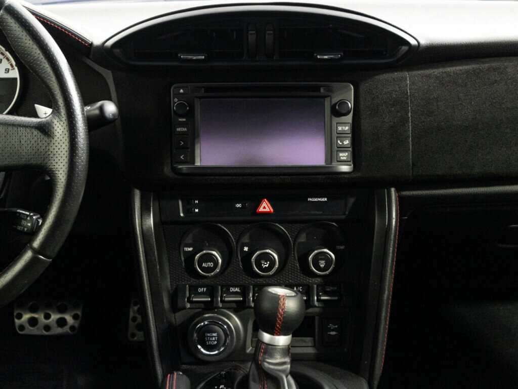 Toyota GT86 с пробегом — 2012 год. Фото: #13