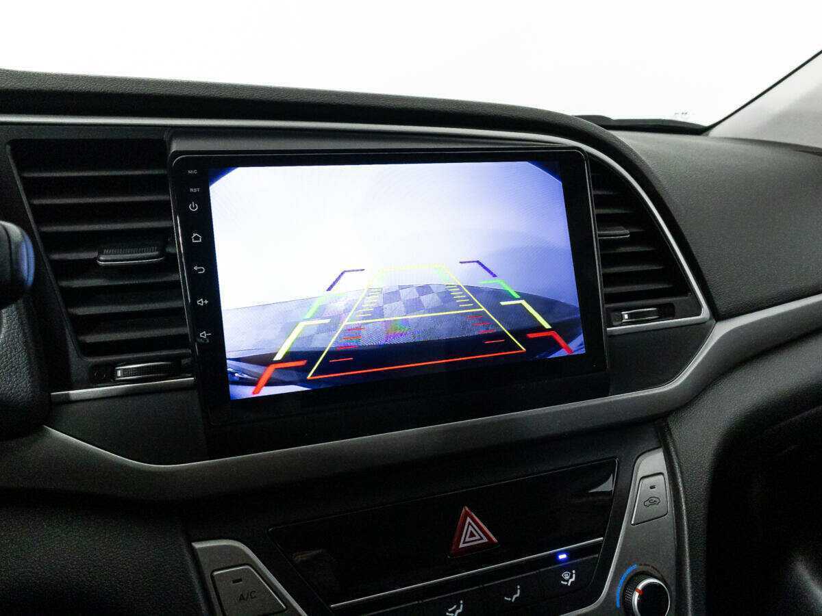 Hyundai Elantra с пробегом — 2017 год. Фото: #15