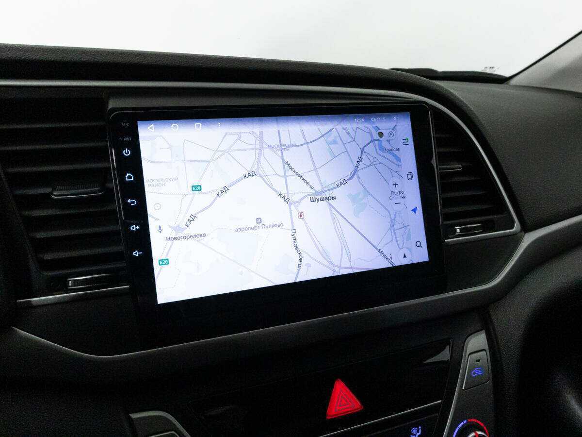 Hyundai Elantra с пробегом — 2017 год. Фото: #16