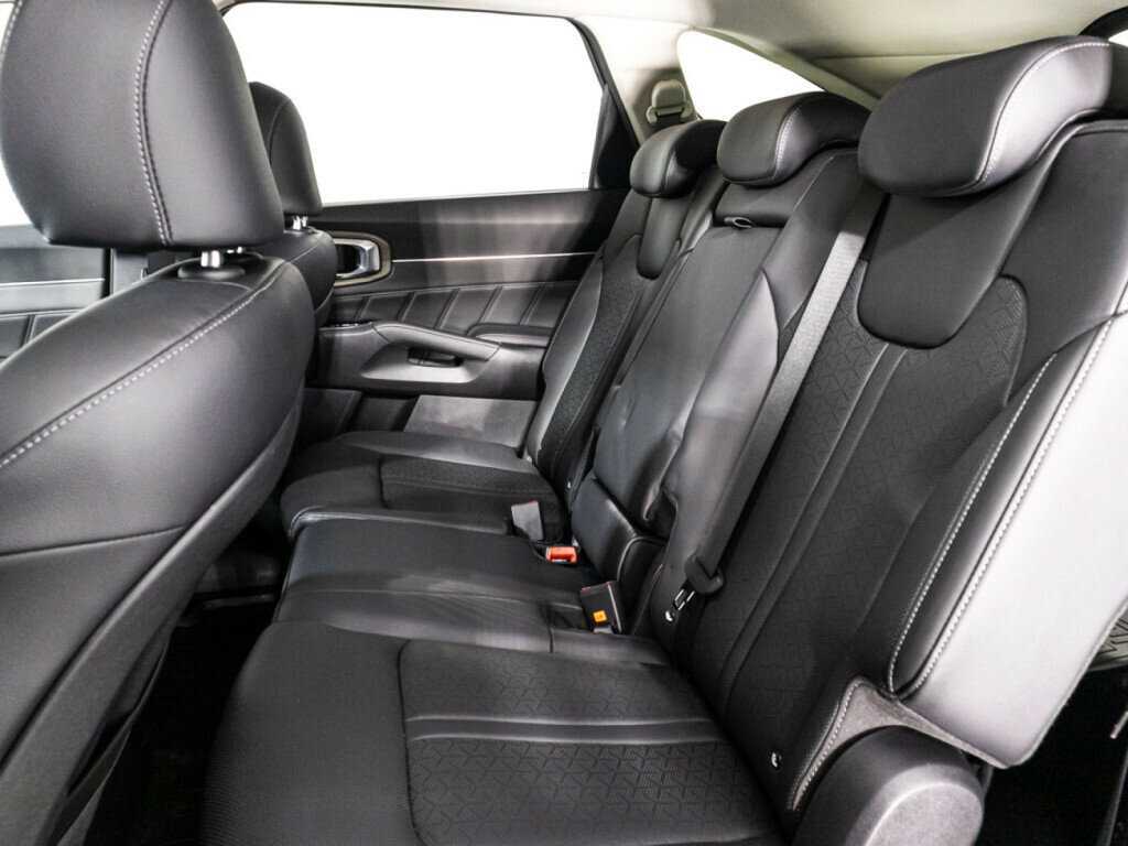 Kia Sorento с пробегом — 2023 год. Фото: #9