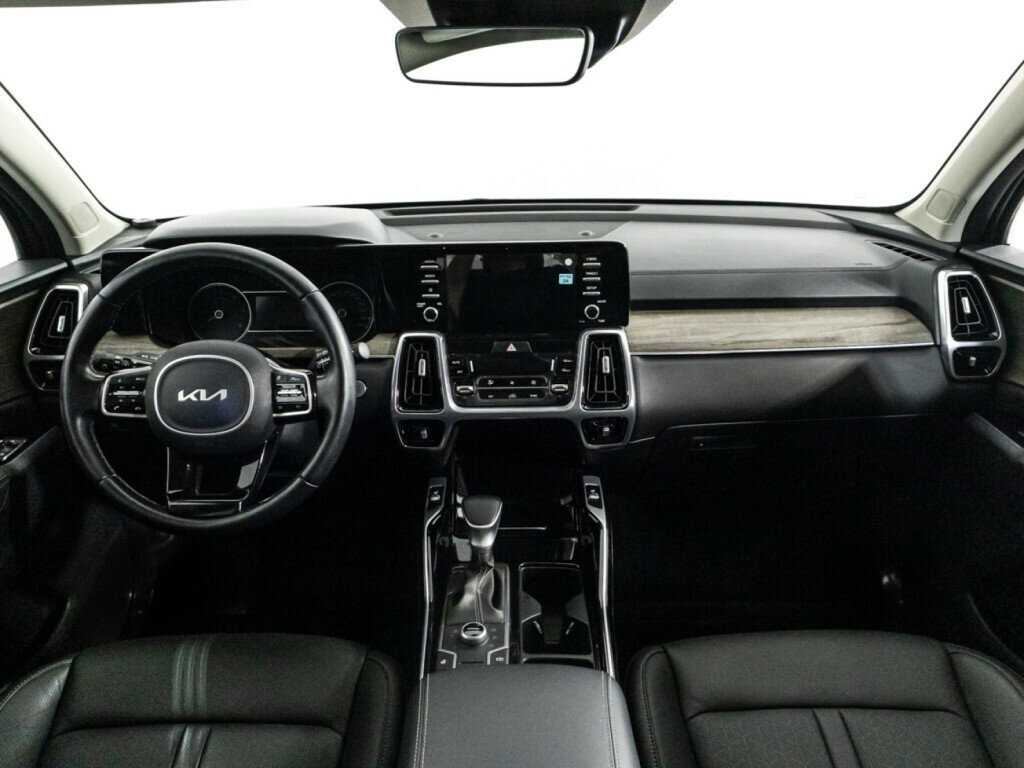 Kia Sorento с пробегом — 2023 год. Фото: #12