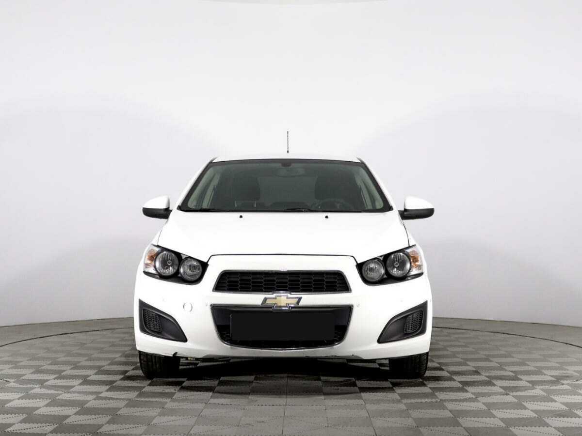 Chevrolet Aveo с пробегом — 2012 год. Фото: #1