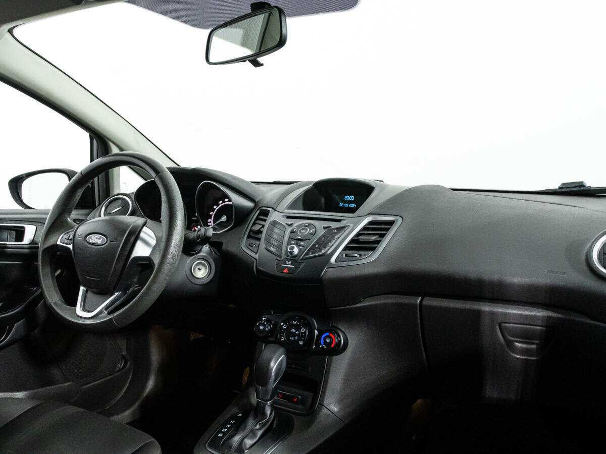Ford Fiesta с пробегом — 2016 год. Фото: #8