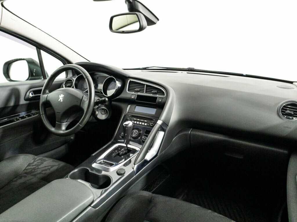 Peugeot 3008 с пробегом — 2012 год. Фото: #8