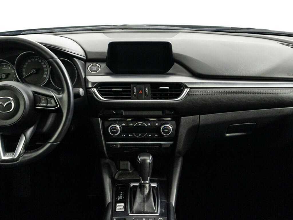 Mazda 6 с пробегом — 2018 год. Фото: #13