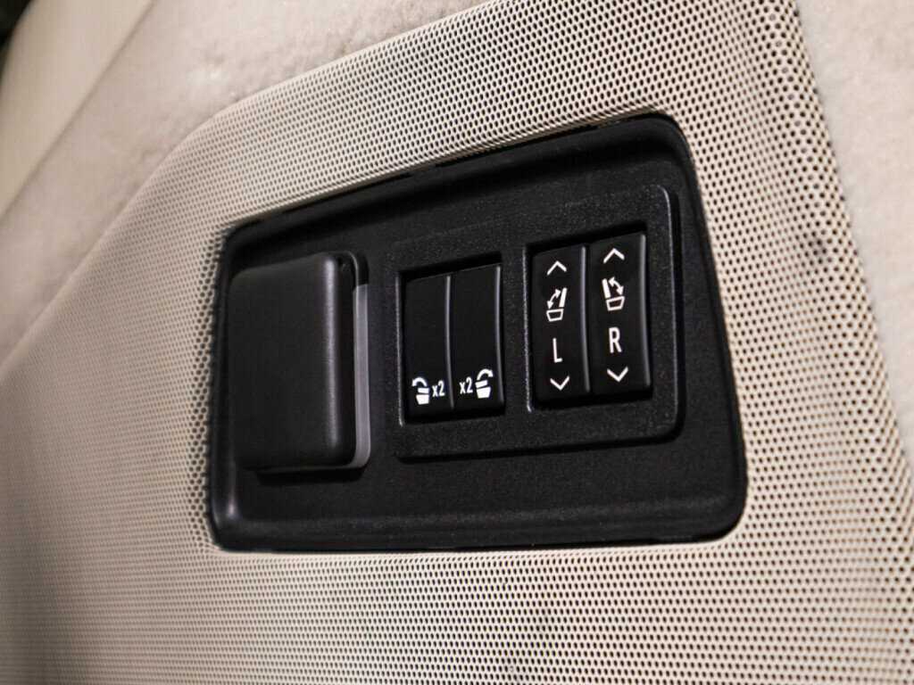 Cadillac Escalade с пробегом — 2021 год. Фото: #13