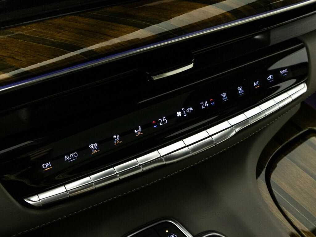 Cadillac Escalade с пробегом — 2021 год. Фото: #18