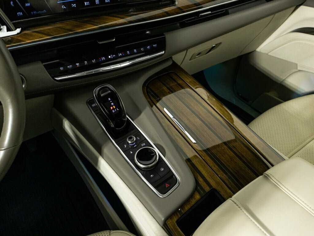 Cadillac Escalade с пробегом — 2021 год. Фото: #19