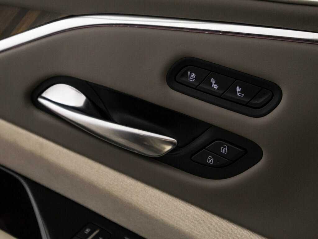 Cadillac Escalade с пробегом — 2021 год. Фото: #26