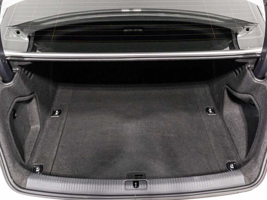 Audi A4 с пробегом — 2017 год. Фото: #14