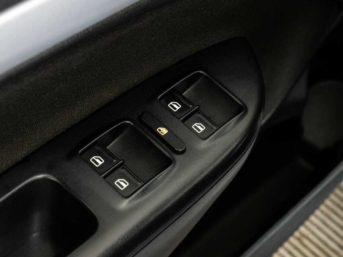 Skoda Octavia с пробегом — 2010 год. Фото: #11