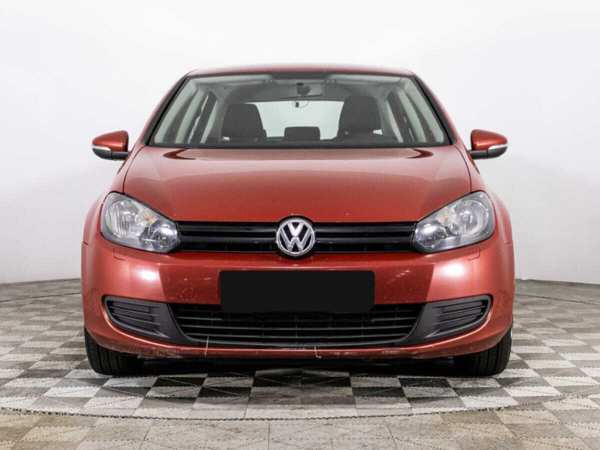Volkswagen Golf с пробегом — 2011 год. Фото: #1
