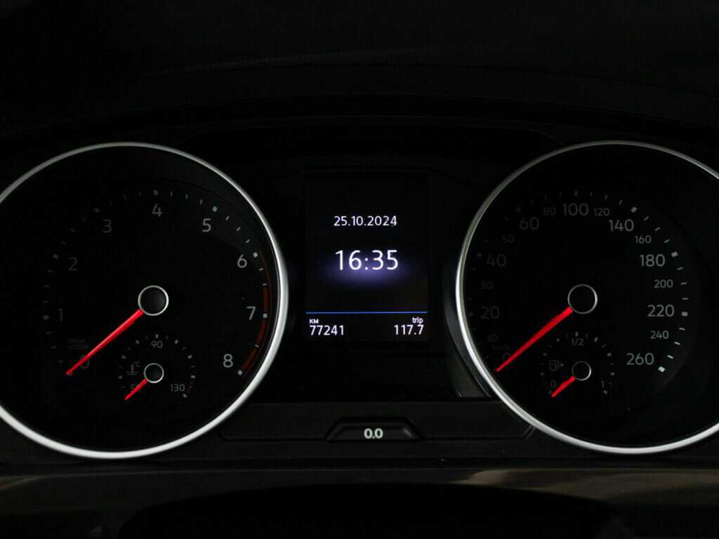 Volkswagen Tiguan с пробегом — 2018 год. Фото: #11