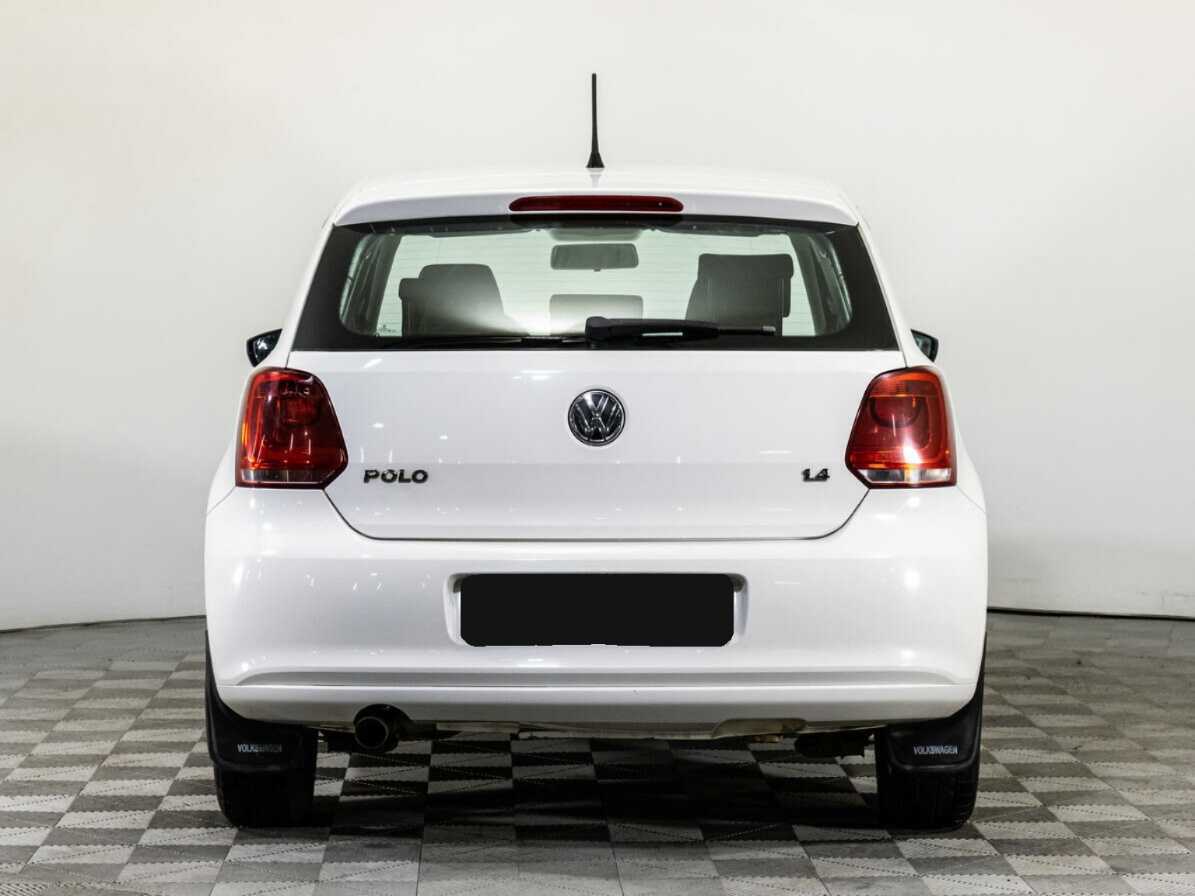 Volkswagen Polo с пробегом — 2010 год. Фото: #5