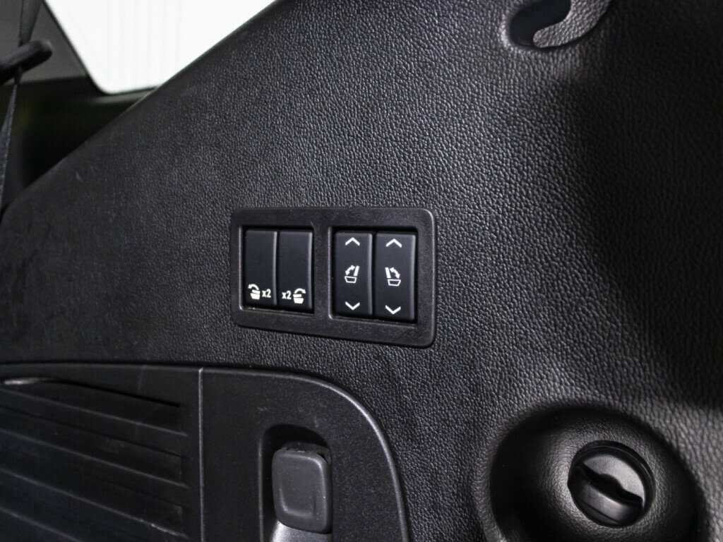 Cadillac Escalade с пробегом — 2018 год. Фото: #15