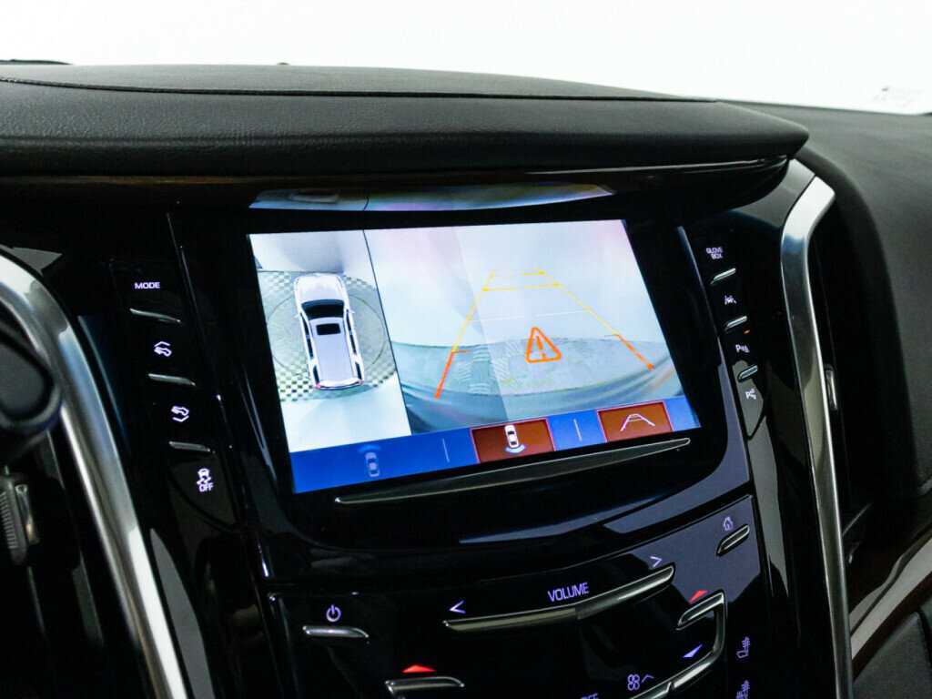 Cadillac Escalade с пробегом — 2018 год. Фото: #23