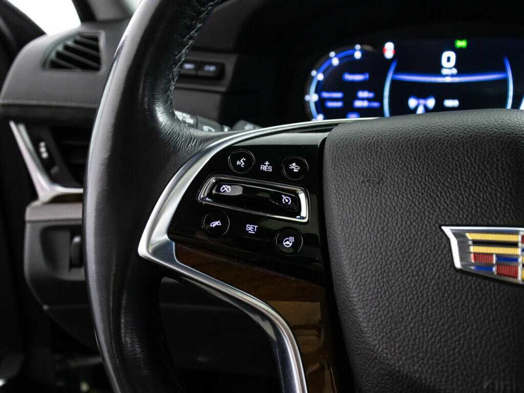 Cadillac Escalade с пробегом — 2018 год. Фото: #26