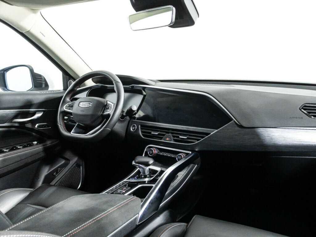 Geely Tugella с пробегом — 2022 год. Фото: #8