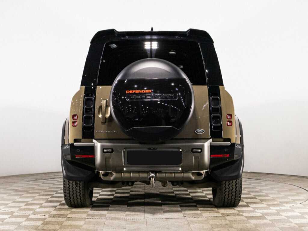 Land Rover Defender с пробегом — 2021 год. Фото: #4