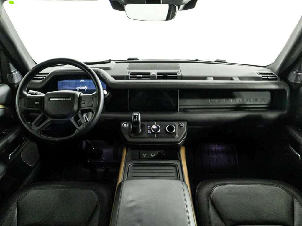 Land Rover Defender с пробегом — 2021 год. Фото: #9