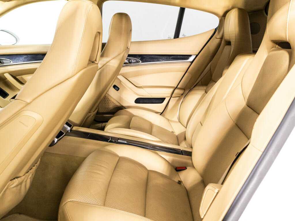 Porsche Panamera с пробегом — 2010 год. Фото: #9