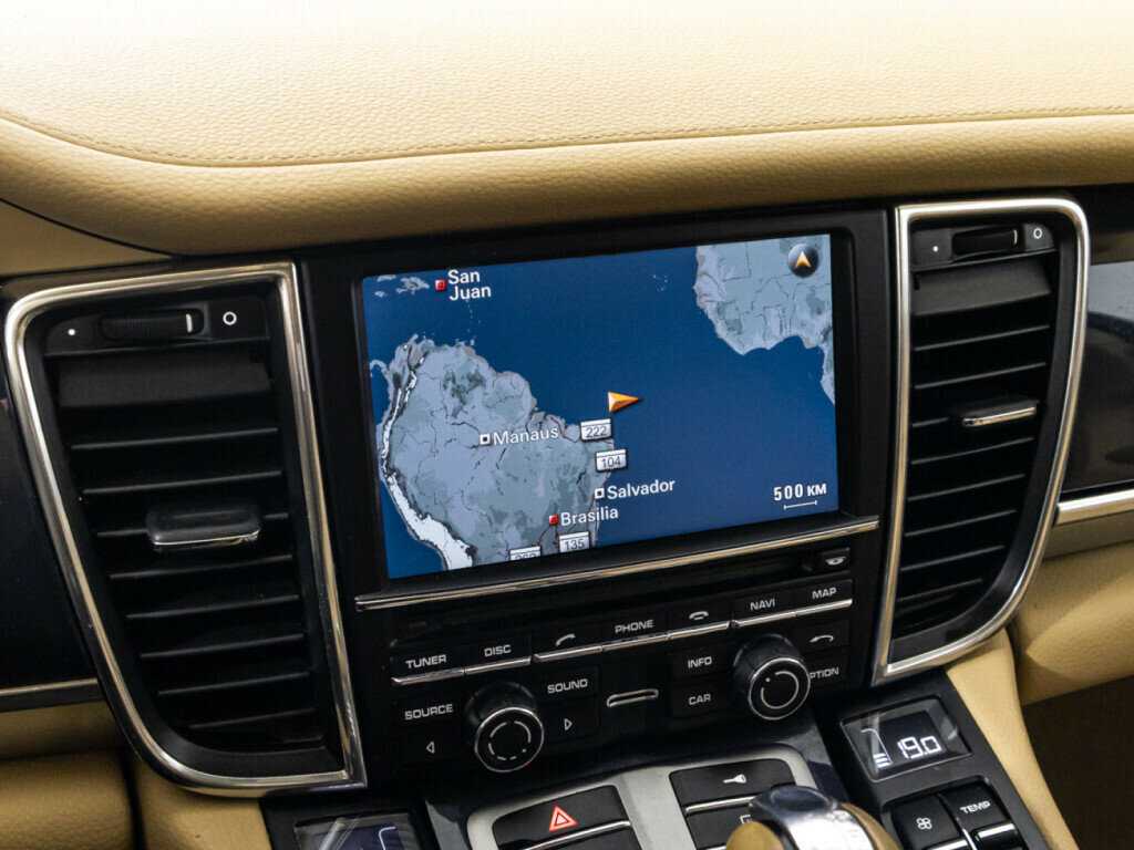 Porsche Panamera с пробегом — 2010 год. Фото: #14