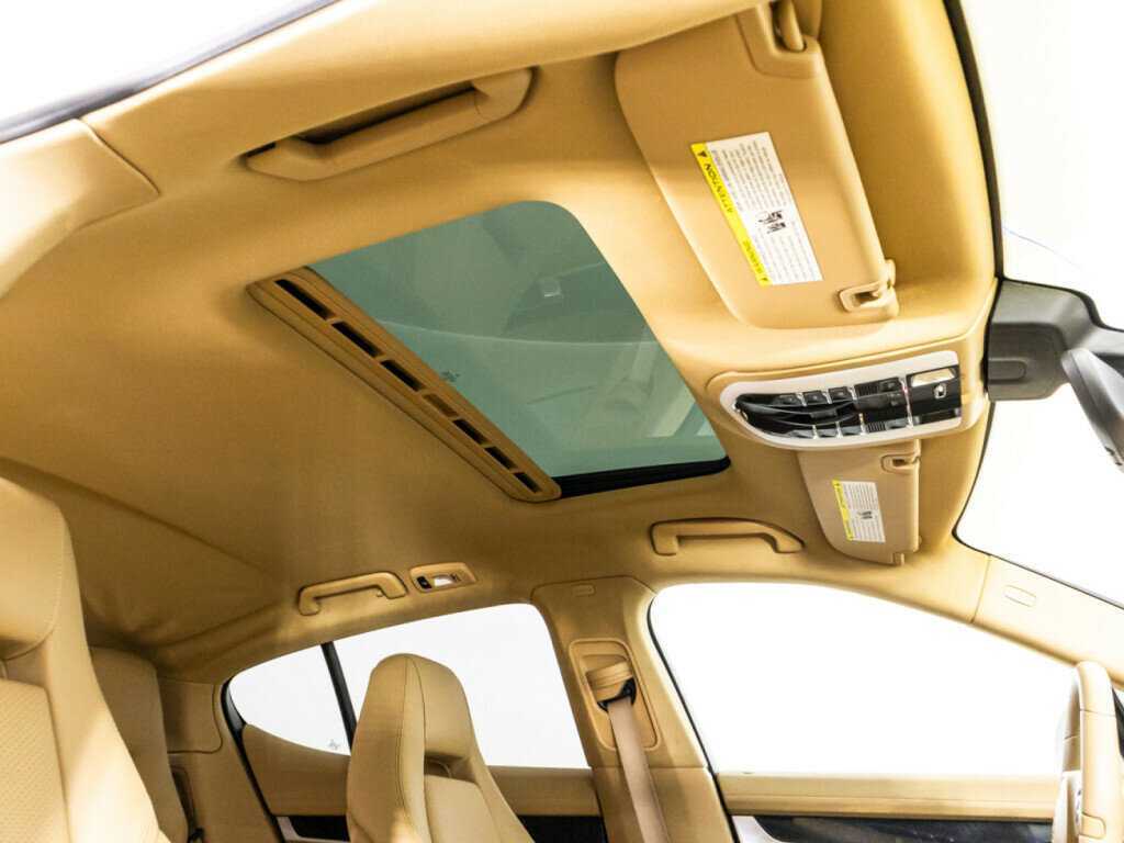 Porsche Panamera с пробегом — 2010 год. Фото: #16