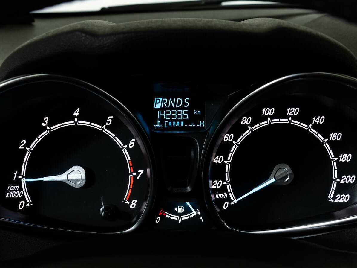 Ford Fiesta с пробегом — 2017 год. Фото: #13