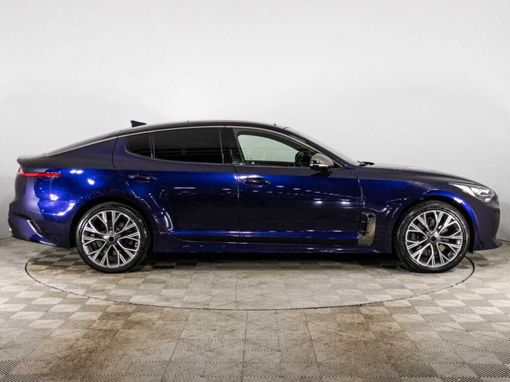 Kia Stinger с пробегом — 2018 год. Фото: #3