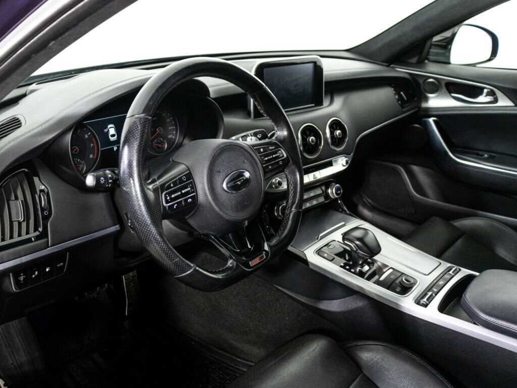 Kia Stinger с пробегом — 2018 год. Фото: #10