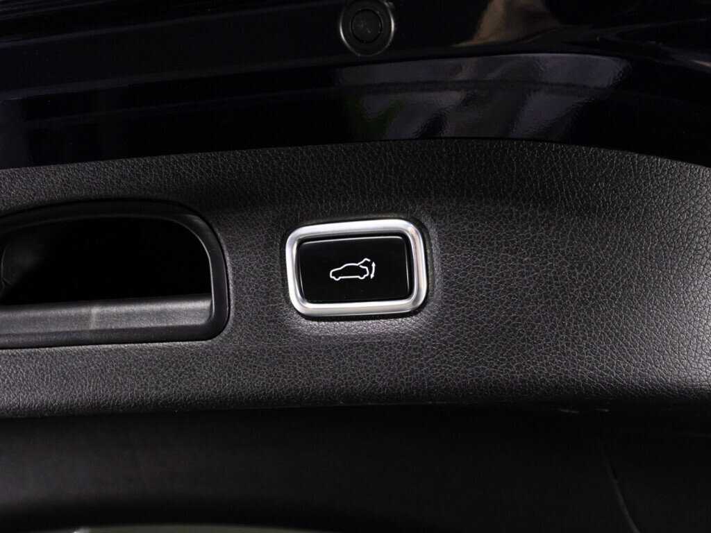 Kia Stinger с пробегом — 2018 год. Фото: #14