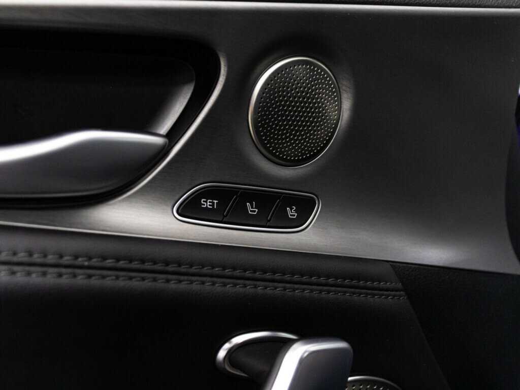 Kia Stinger с пробегом — 2018 год. Фото: #16