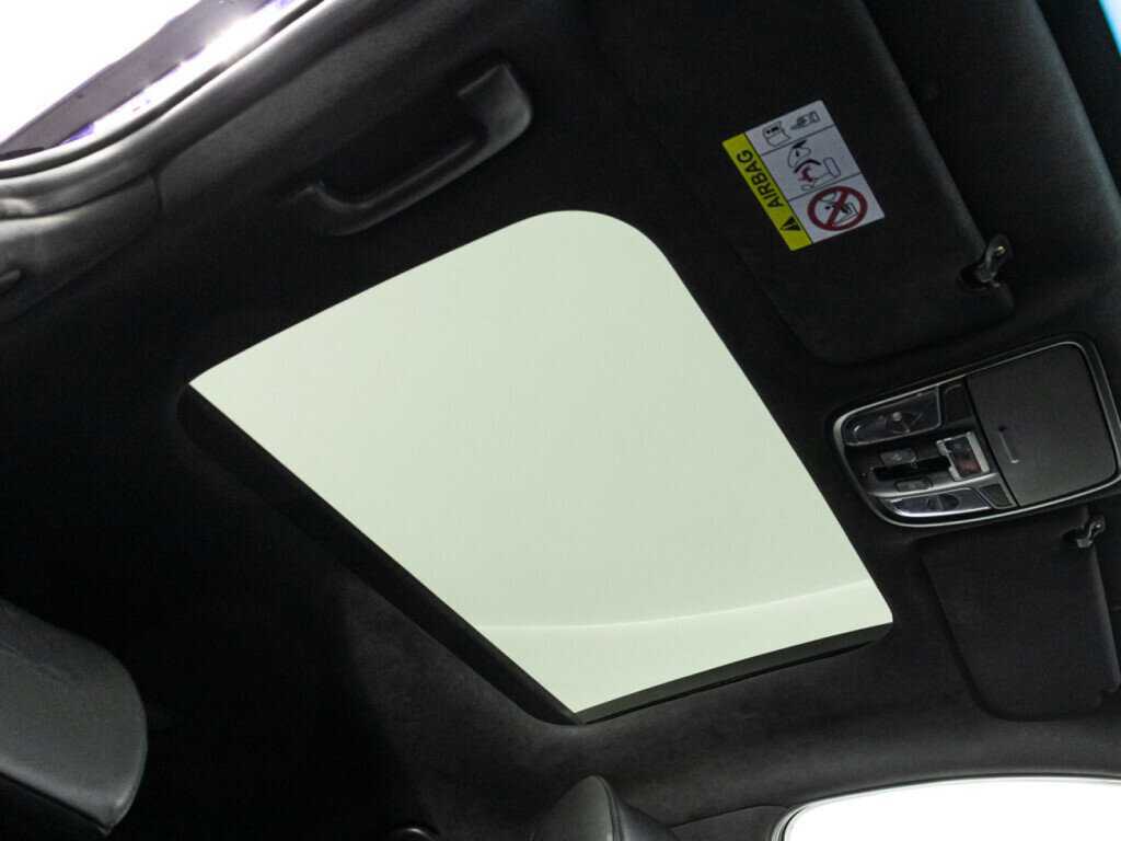 Kia Stinger с пробегом — 2018 год. Фото: #23