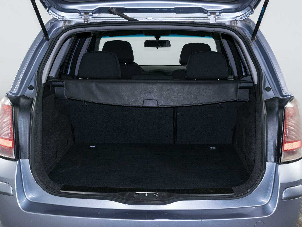 Opel Astra с пробегом — 2007 год. Фото: #8