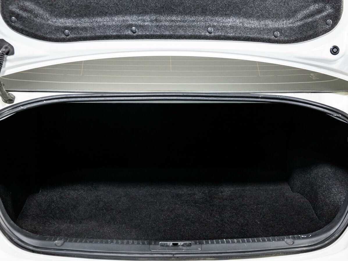 Mazda 6 с пробегом — 2011 год. Фото: #18