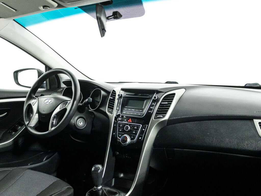 Hyundai i30 с пробегом — 2013 год. Фото: #8