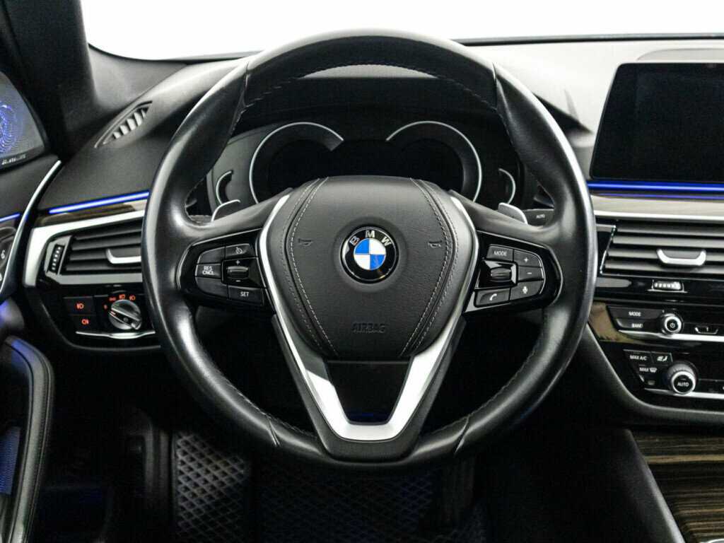 BMW 5 серии с пробегом — 2019 год. Фото: #24