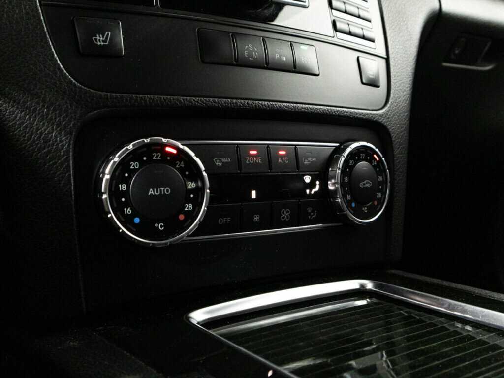 Mercedes-Benz GLK-Класс с пробегом — 2013 год. Фото: #15