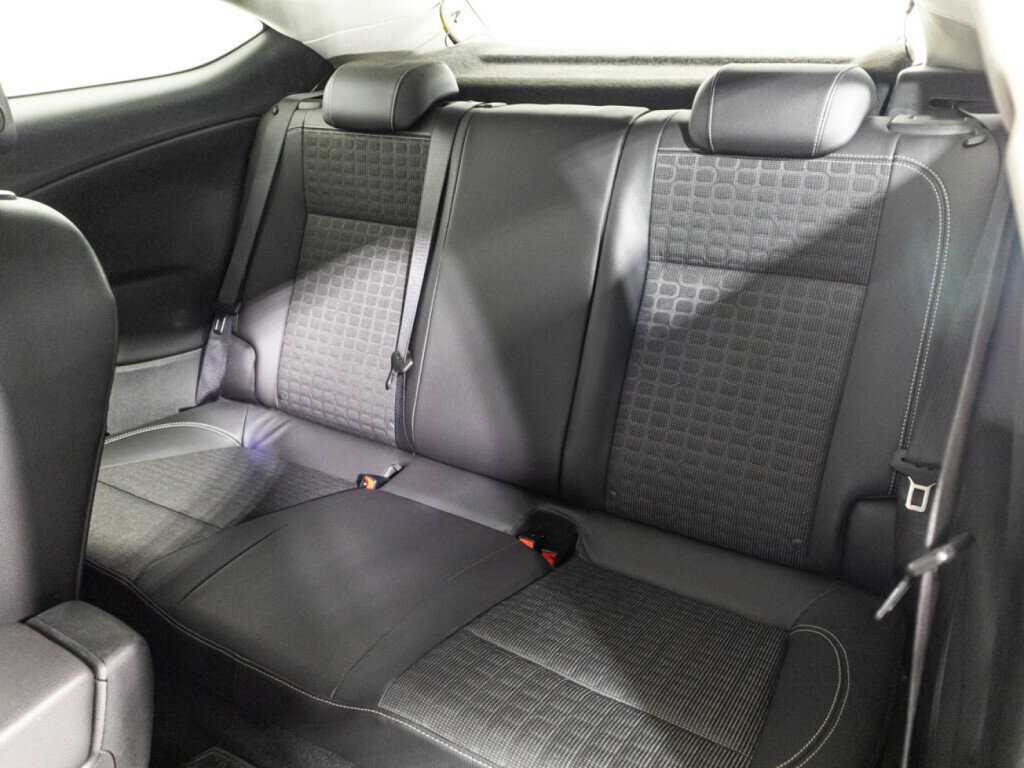 Opel Astra с пробегом — 2011 год. Фото: #9