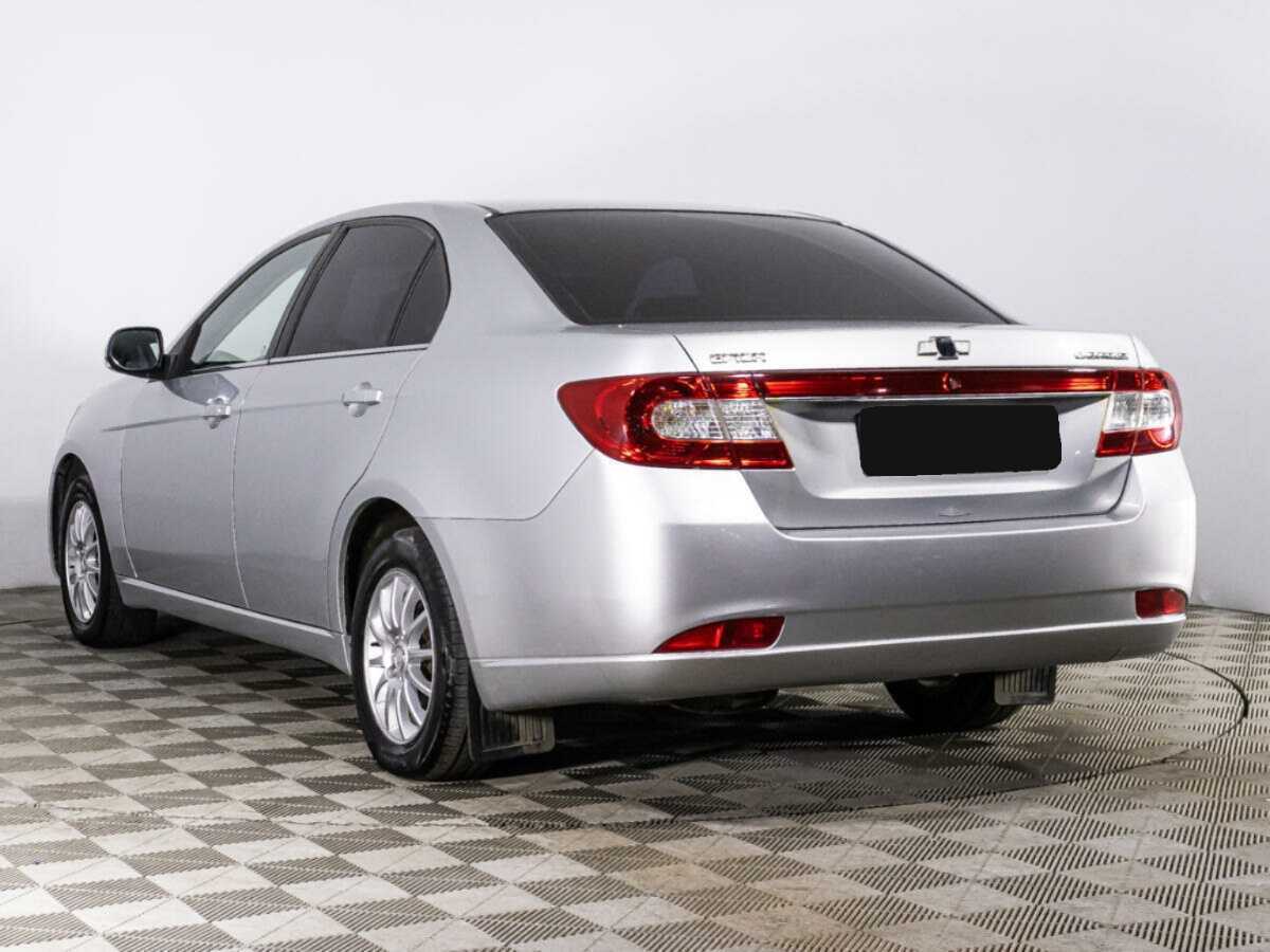 Chevrolet Epica с пробегом — 2011 год. Фото: #6