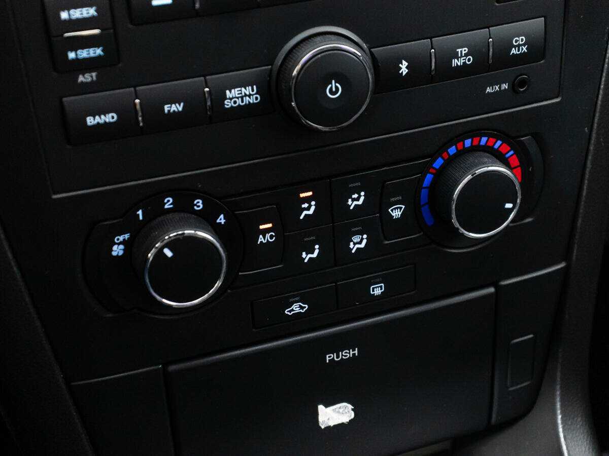 Chevrolet Epica с пробегом — 2011 год. Фото: #14