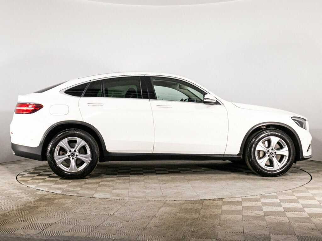 Mercedes-Benz GLC Coupe с пробегом — 2018 год. Фото: #3