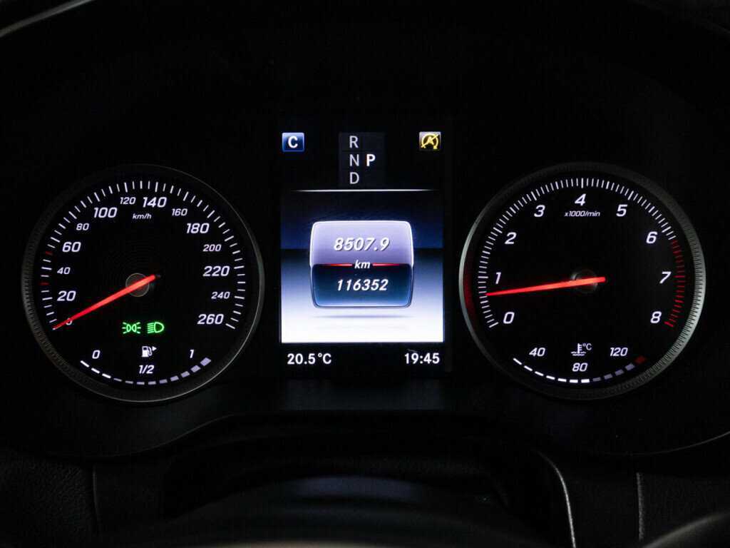 Mercedes-Benz GLC Coupe с пробегом — 2018 год. Фото: #11