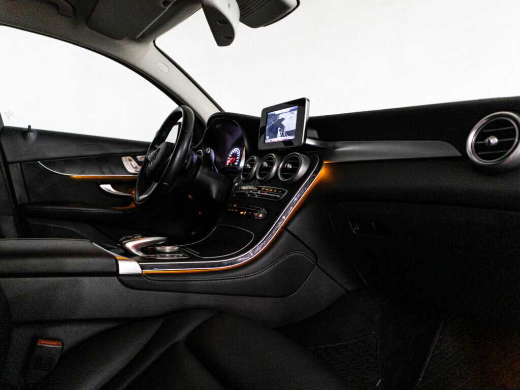 Mercedes-Benz GLC Coupe с пробегом — 2018 год. Фото: #27