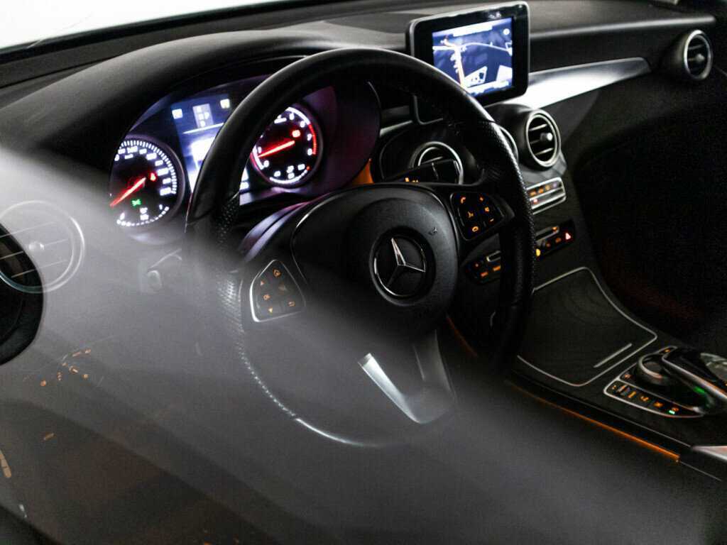 Mercedes-Benz GLC Coupe с пробегом — 2018 год. Фото: #30