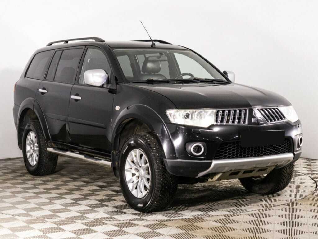Mitsubishi Pajero Sport с пробегом — 2010 год. Фото: #2