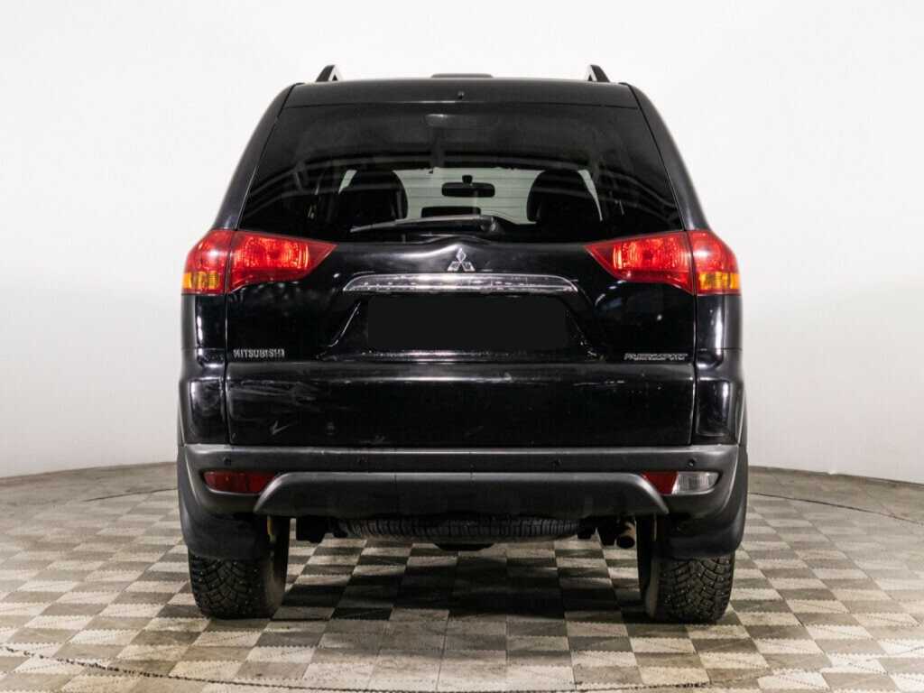 Mitsubishi Pajero Sport с пробегом — 2010 год. Фото: #5