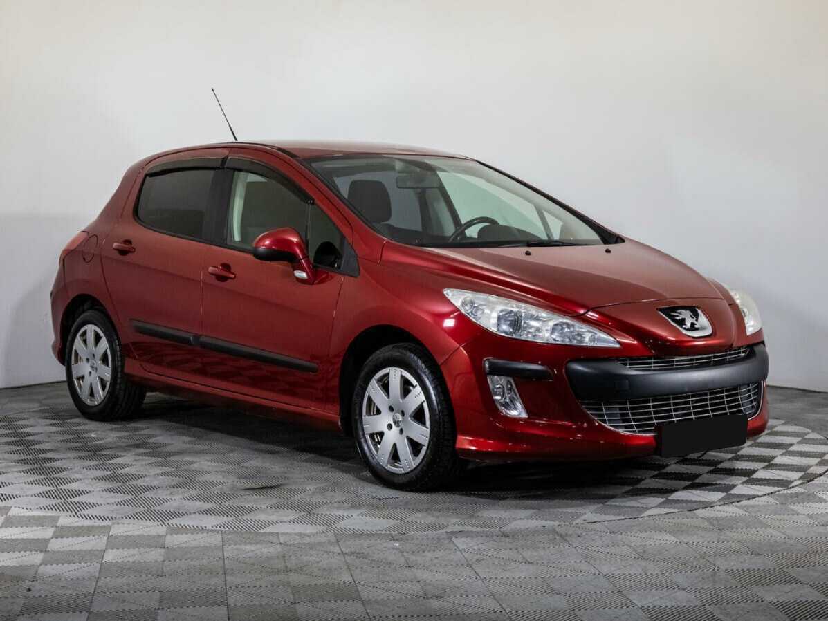 Peugeot 308 с пробегом — 2010 год. Фото: #2