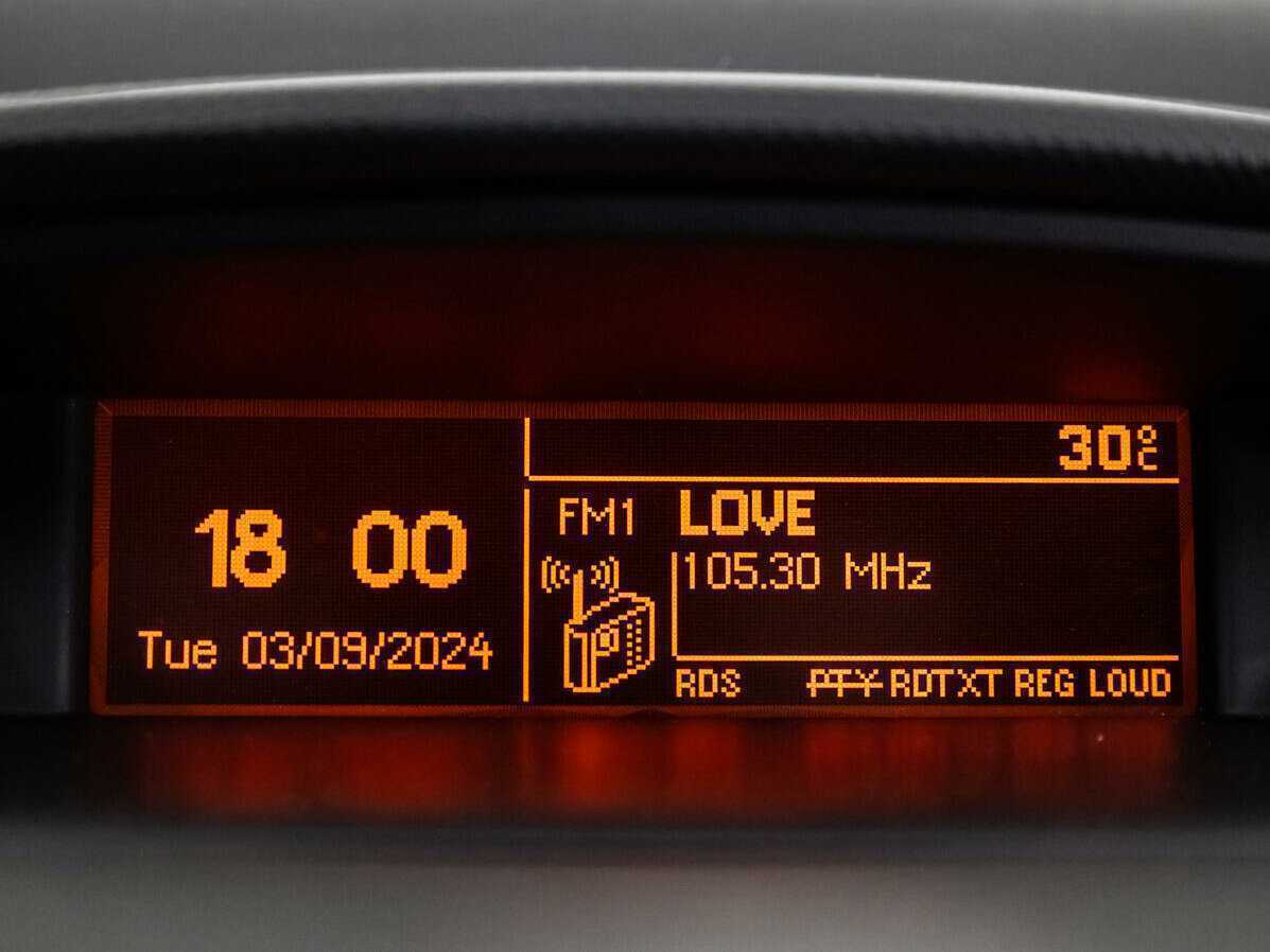 Peugeot 308 с пробегом — 2010 год. Фото: #11