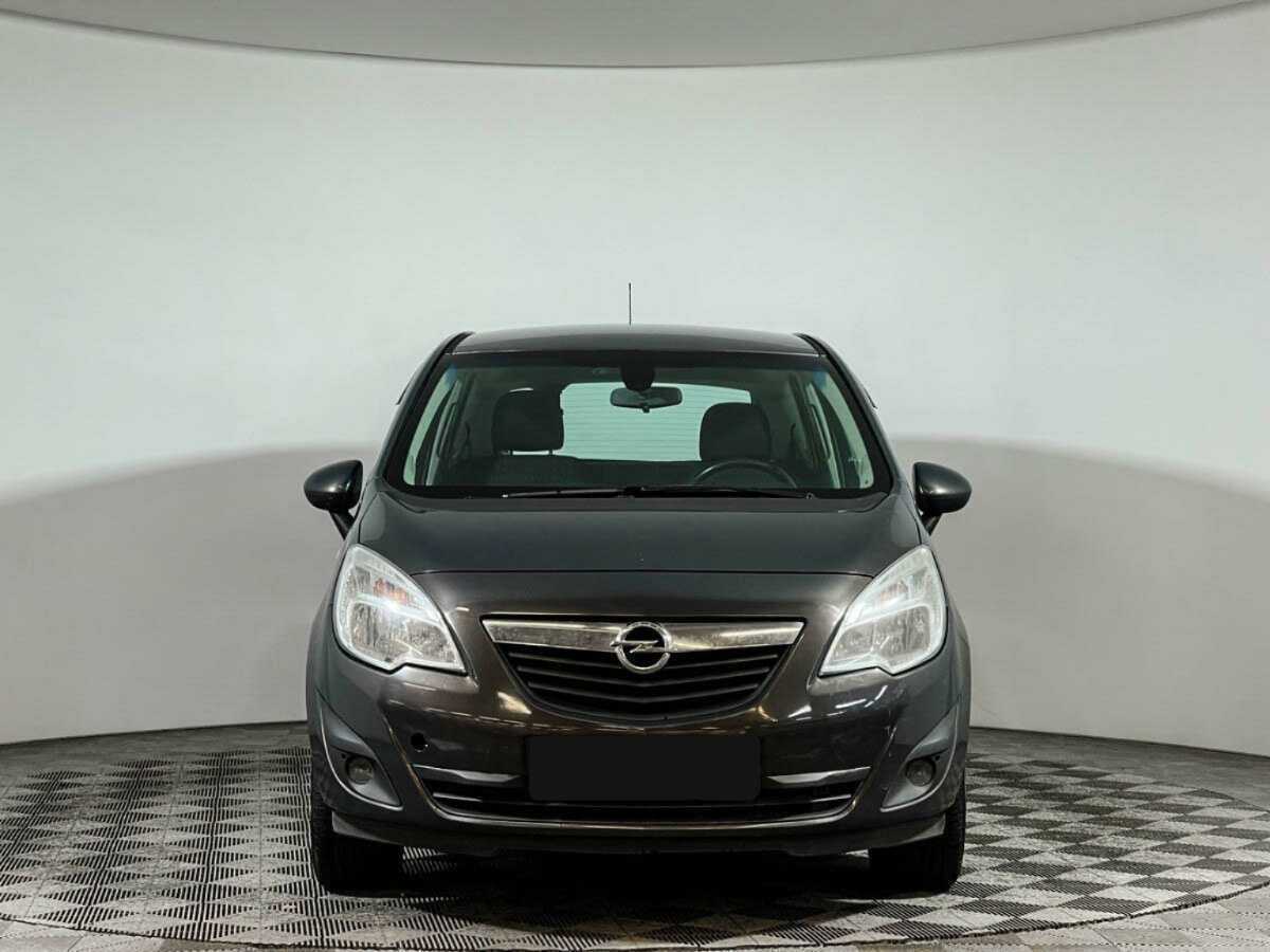 Opel Meriva с пробегом — 2013 год. Фото: #1